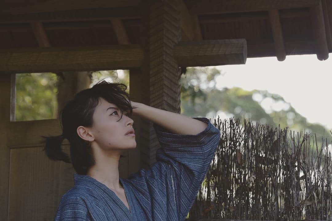 一色華月のインスタグラム：「平成最後の夏  #japanese #japan #コスプレ #コスプレイヤー #cosplay #cosplayer #model #モデル #被写体 #comics #anime #game #漫画 #アニメ #ゲーム #カメラマンさんと繋がりたい #コスプレイヤーさんと繋がりたい  #夏 #summer #和 #甚平」