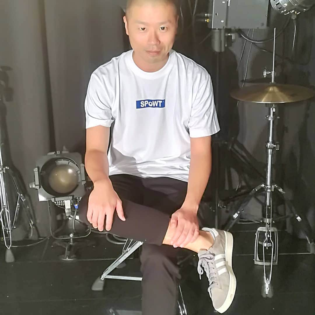 山名文和さんのインスタグラム写真 - (山名文和Instagram)「SPOWTという新しいブランド。 シンプルなTシャツ。 素朴な坊主にもあうんやで。  #spowt #服 #新ブランド」8月27日 16時04分 - fumikazu_yamana