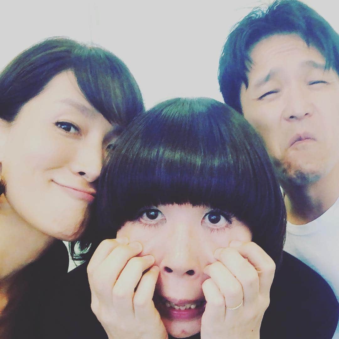 のインスタグラム：「無事仕事終了。ひめタケ  #終了のポーズ #変顔まだまだだな #次回に期待して #撮影 #shooting #ひめタケ #内田恭子 #kyokouchida」