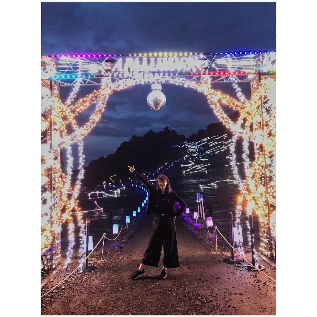 藤井美菜さんのインスタグラム写真 - (藤井美菜Instagram)「. そこにミラーボールがあったから…🕺 거기에 미러볼이 있었기때문에...🕺 Because there was a mirror ball...🕺 #新潟#니가타#Niigata#新潟巡り#新潟観光 #일본#일본여행#japan#イルミネーション#일루미네이션#illumination#サタデーナイトフィーバー#Saturdaynightfever」8月27日 18時32分 - fujii_mina_0715