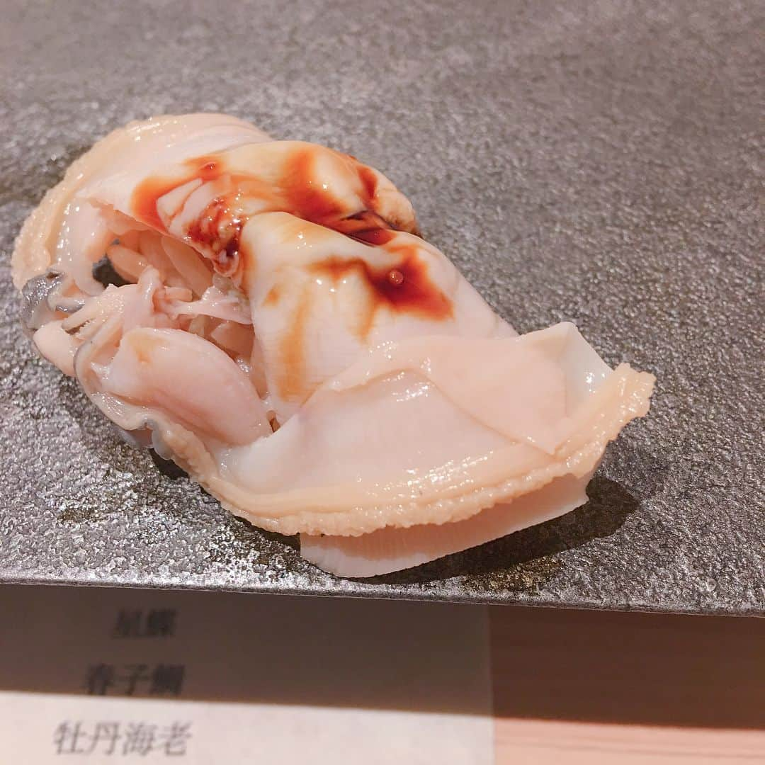 岸本加世子さんのインスタグラム写真 - (岸本加世子Instagram)「銀座で美味しいお寿司をご馳走になりました。幸せです。#bravegym #bulkhomme #宮田和幸#芦田崇宏」8月24日 0時45分 - kayokokishimoto