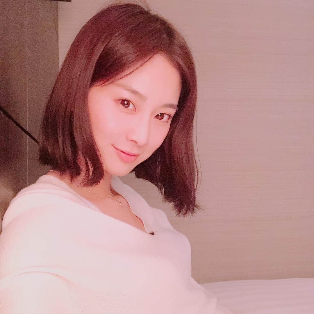 和田安佳莉のインスタグラム：「ただいまTOKYO ただいまおうち☺︎ 台風の影響でフライト危うかったけど 無事帰ってこれました 明日からまた頑張りますー  #ただいま #東京 #tokyo #日本 #summer #love #instagood #followme #model #モデル #海外 #出張 #bussinesstrip #旅行 #trip #travel #夏休み #旅 #japan #traveler #instalike #happy #女子旅 #me #韓国 #korea #life #day #seoul #ソウル」