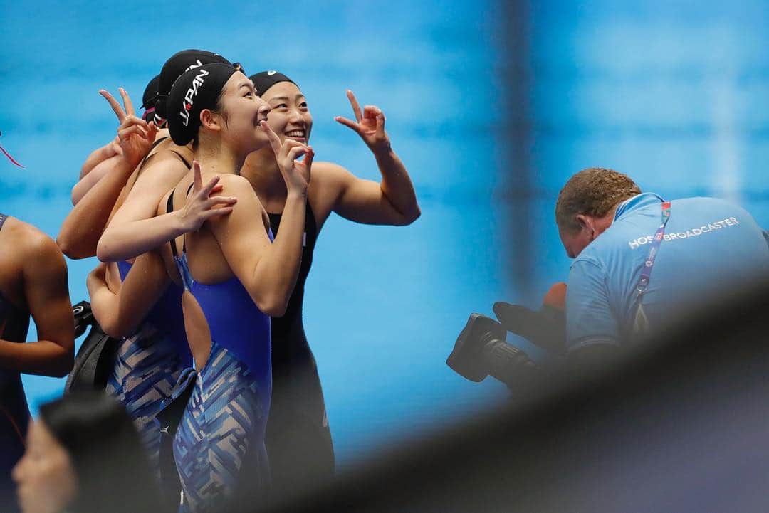 日本オリンピック委員会さんのインスタグラム写真 - (日本オリンピック委員会Instagram)「【DAY6】ジャカルタ・パレンバンアジア大会 @asiangames2018 フェンシング女子フルーレ団体で日本が初優勝、ボウリング男子トリオは連覇を達成！ 競泳は女子400mメドレーリレーを日本が制し、池江璃花子選手が日本勢最多タイの5冠に。鈴木聡美選手、塩浦慎理選手も金メダルを獲得し、この日の日本はフェンシング、ボウリング、競泳、体操、ボート、ウエイトリフティング、自転車、テコンドー、カヌーで金5、銀5、銅6を獲得しました！🥇🥈🥉 ． Team Japan🇯🇵 won 5 gold medals🥇, 5 silver medals🥈 and 6 bronze medals🥉 in Day6 (23rd August). Congrats🎉🎊 ． #ボウリング #フェンシング #競泳 #体操 #ボート #自転車 #ウエイトリフティング #テコンドー #カヌー . #アジア大会 #ジャカルタ #パレンバン #AsianGames2018 #EnergyOfAsia . #がんばれニッポン #TEAMNIPPON #JapaneseOlympicCommittee . 📷 AFLOSPORT, PHOTO KISHIMOTO」8月24日 10時02分 - teamjapanjoc