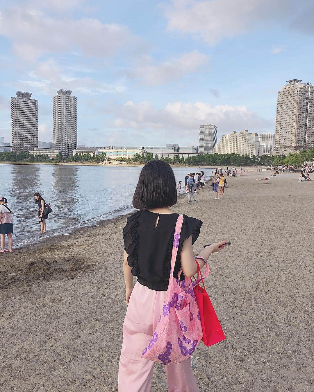 高橋彩音さんのインスタグラム写真 - (高橋彩音Instagram)「今年初海🌊🌊🌊 #水には触れてない」8月24日 12時55分 - aayyaannee811