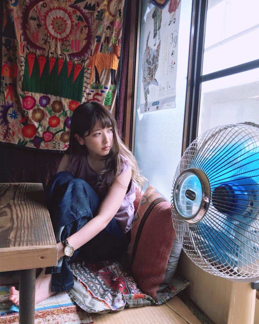 白井奈津さんのインスタグラム写真 白井奈津instagram よめない飛び方をする虫を横目で見ながらかき氷を待つ ポイントは足の親指 なつのおもいで もんぺまるけ 8月24日 21時53分 Shirai Natsu