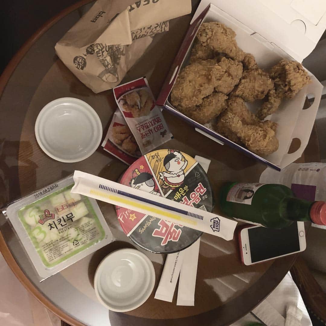 渡辺くるみのインスタグラム：「#🍗🍗🍗」