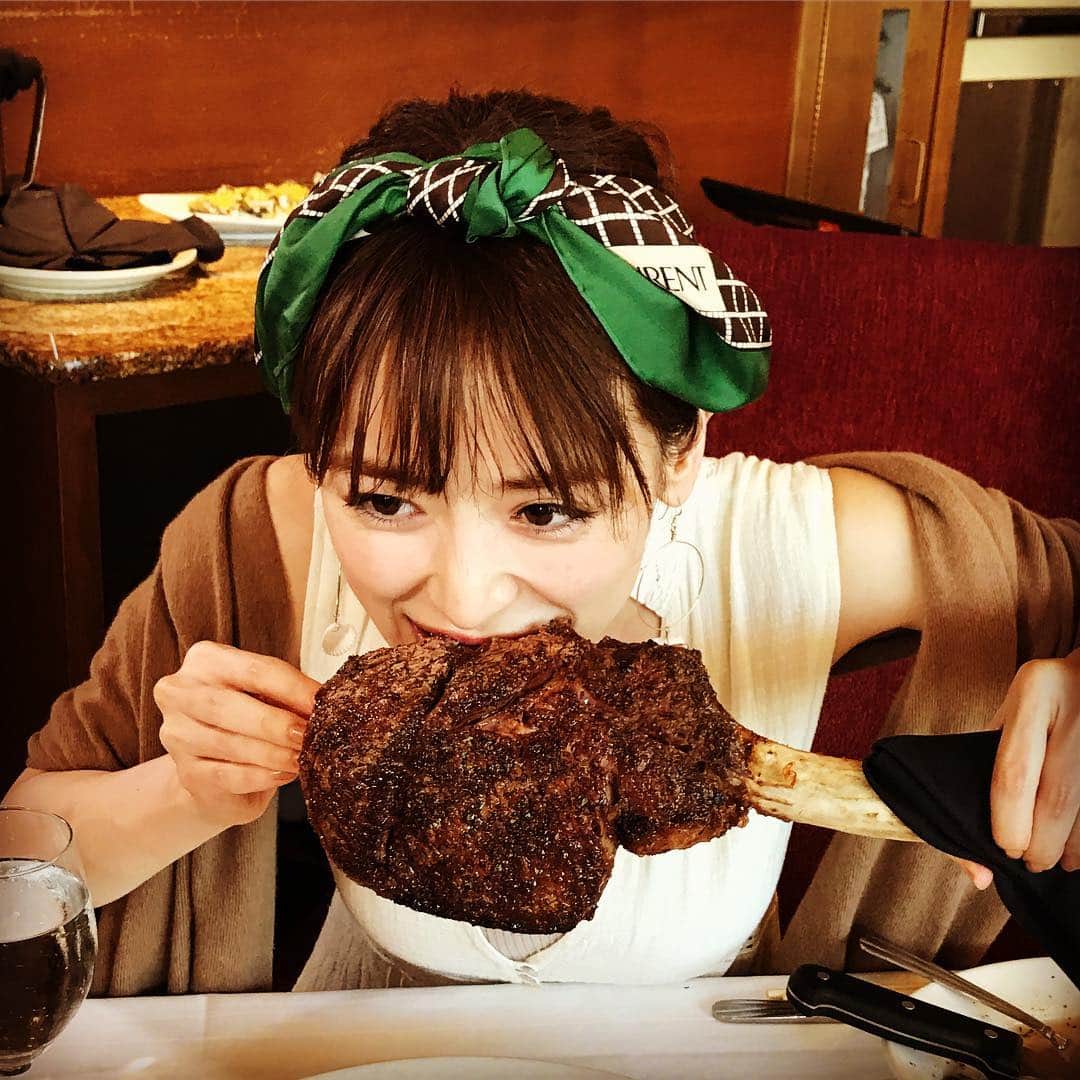 有吉弘行さんのインスタグラム写真 - (有吉弘行Instagram)「よく食べるぜ泉！  #有吉の夏休みは9月1日」8月25日 13時29分 - ariyoshihiroiki