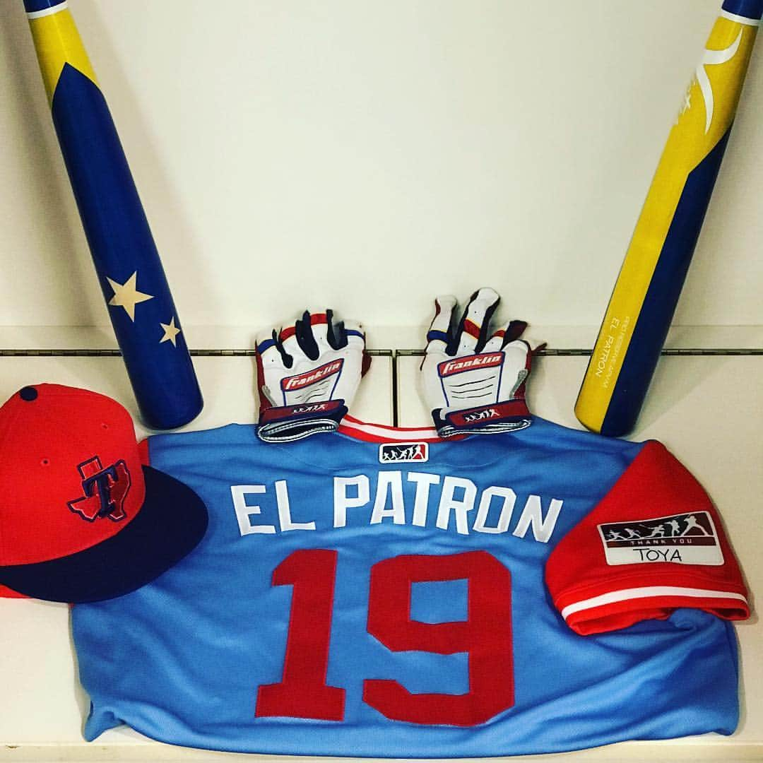 ジュリクソン・プロファーのインスタグラム：「#playersweekend @victussports 🔥🔥🔥🔥🇨🇼🇨🇼」