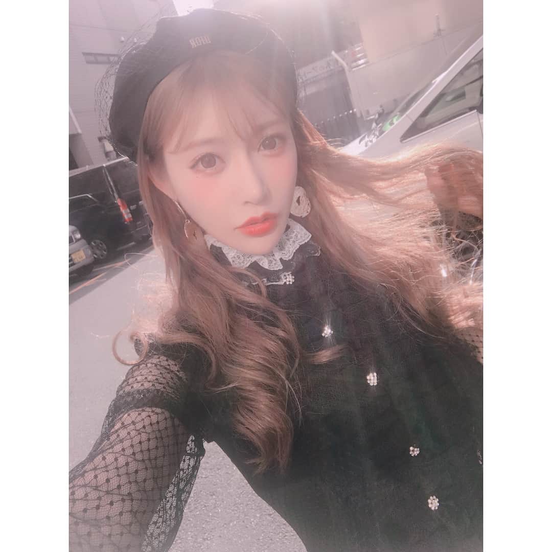 のインスタグラム：「髪色かわえ🌈💁🏻‍♀️✨」