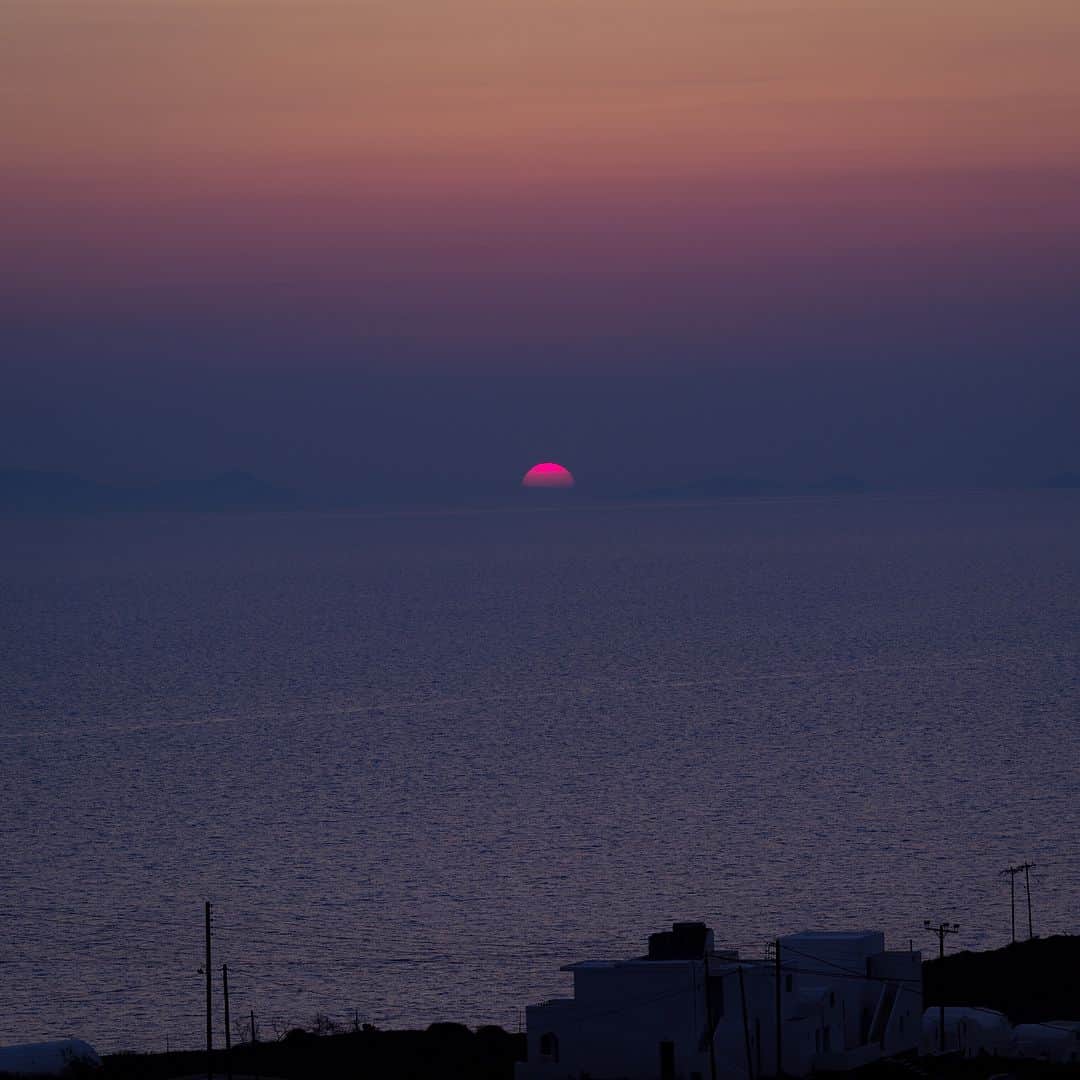 玉木宏さんのインスタグラム写真 - (玉木宏Instagram)「#sunset #greece #santorini #oia」8月25日 18時57分 - hiroshitamaki_official