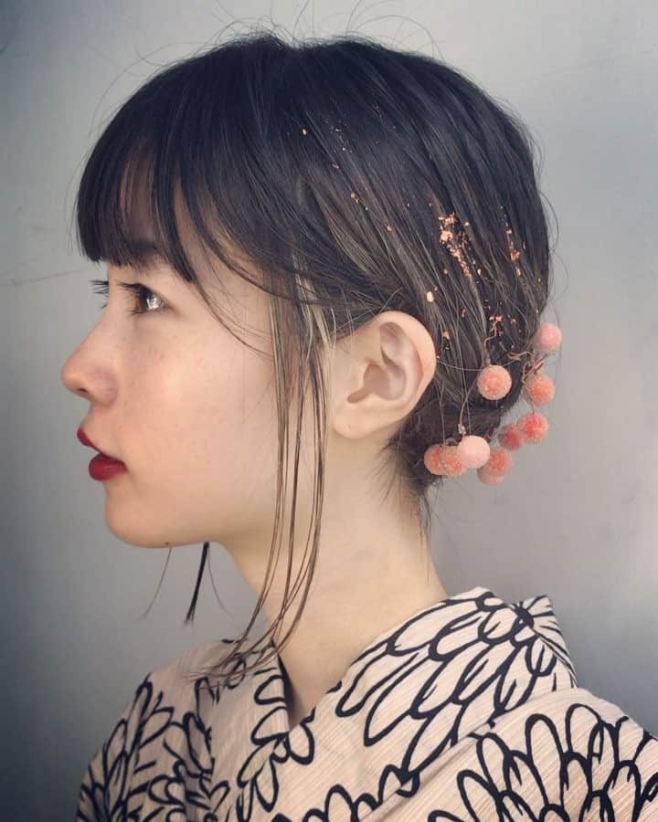 nanako itoのインスタグラム：「@alsaheda . 今年も花火のセット来てくれました☺️ . ありがとう🙏🏻✨」