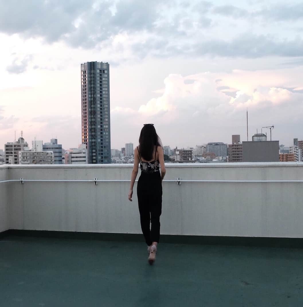 芦田ユリナのインスタグラム：「Summer, don't go away. 🎇 📷: @yuu_lala」