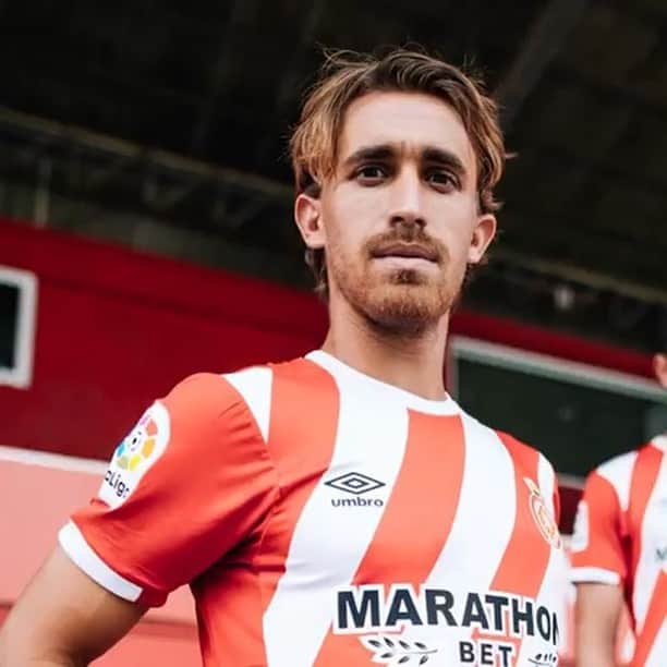 マルク・ムニエッサのインスタグラム：「#GironaRealMadrid 🔴⚪️💪🏼」