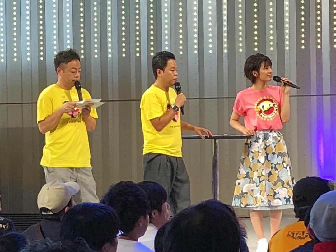 佐藤美希さんのインスタグラム写真 - (佐藤美希Instagram)「24時間テレビ 横浜・日産グローバル本社ギャラリー会場でダイアンさんとMCを務めさせていただきました！12時間を超えるチャリティーイベント盛り上がりました✨お越しくださった方々ありがとうございました！ 和田アキ子さんのモノマネするMr.シャチホコさん！仕草も声もアッコさんそっくり😳  #24時間テレビ #日産グローバル本社ギャラリー #チャリティーイベント #音楽ライブ #お笑いライブ #チャリティーオークション」8月26日 22時56分 - satomiki0626