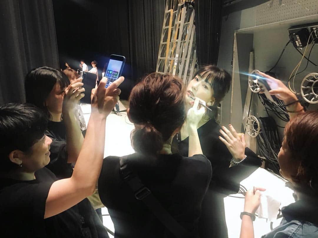 水川あさみのインスタグラム：「照らされて」