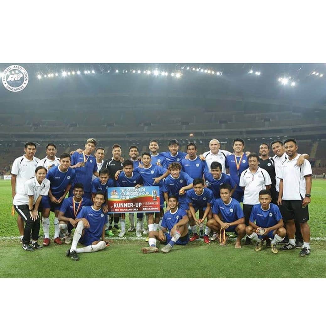 福田健人さんのインスタグラム写真 - (福田健人Instagram)「いい経験ができました🙏☺️ Thank you support for us.....💙 ・ ・ 結果は負けました。。。 1-1 PK戦(5-3) ・ ・ 素晴らしい仲間と素晴らしいスタジアムでサッカーできて幸せでした。 また今日から更にレベルアップできるように頑張ります💪 ・ ・  #SingaporeSelection2018 #シンガポール選抜」8月27日 12時36分 - kento_fukuda_5