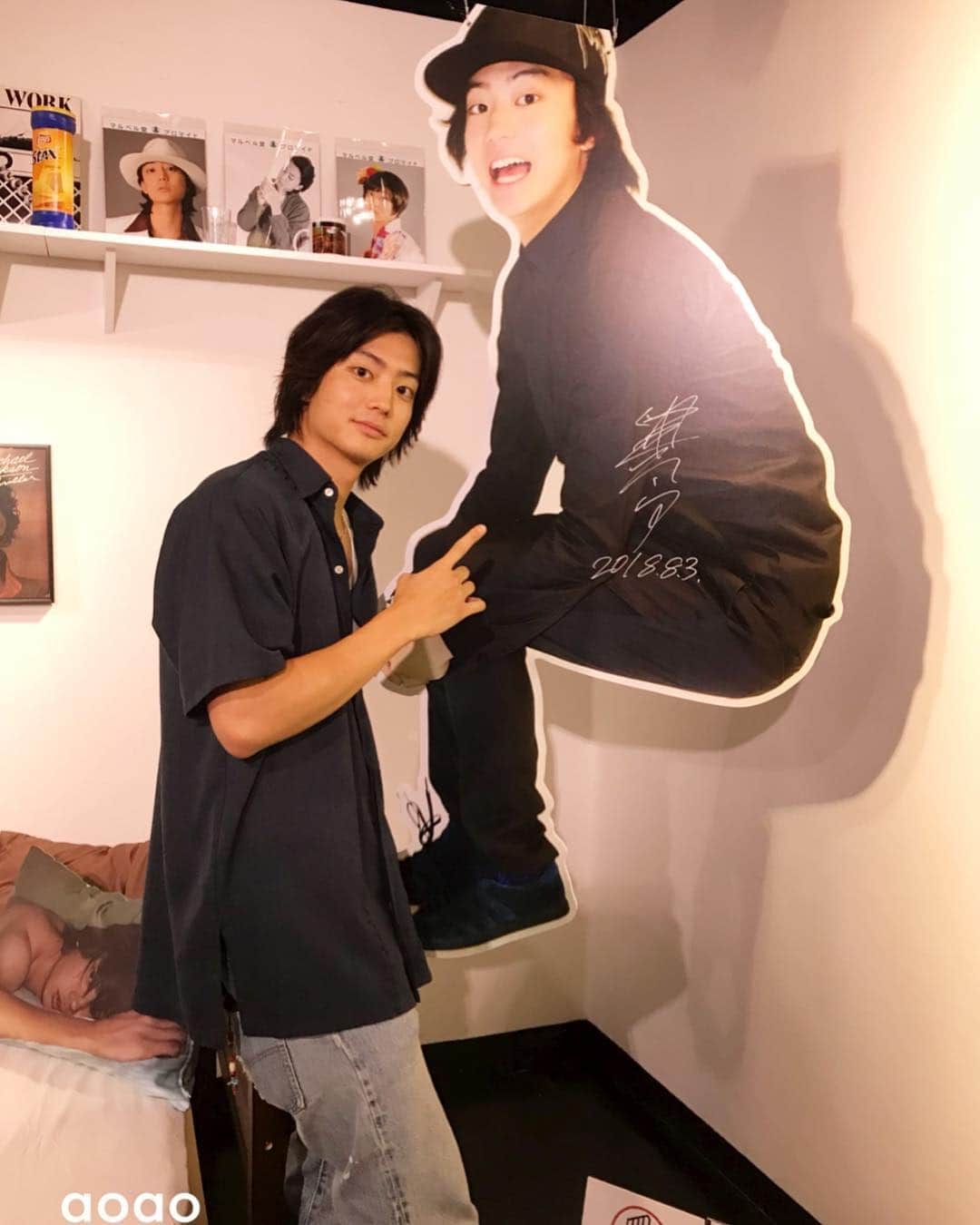 伊藤健太郎のインスタグラム：「渋谷GALLERY X BY PARCOにて開催の『G  健太郎』写真展 -改めまして、伊藤健太郎です。- ‬ . 2018.8.3 参上！ . http://www.parco-art.com/web/gallery-x/exhibition.php?id=1284 . ‪@aoao_tt_ @parcogx ‪#aoao‬ ‪#伊藤健太郎 ‬ ‪#G健太郎 ‬ ‪#G健太郎写真展 ‬ ‪#改めまして伊藤健太郎です ‪#PARCOART ‬ ‪#BirthdayCharity」