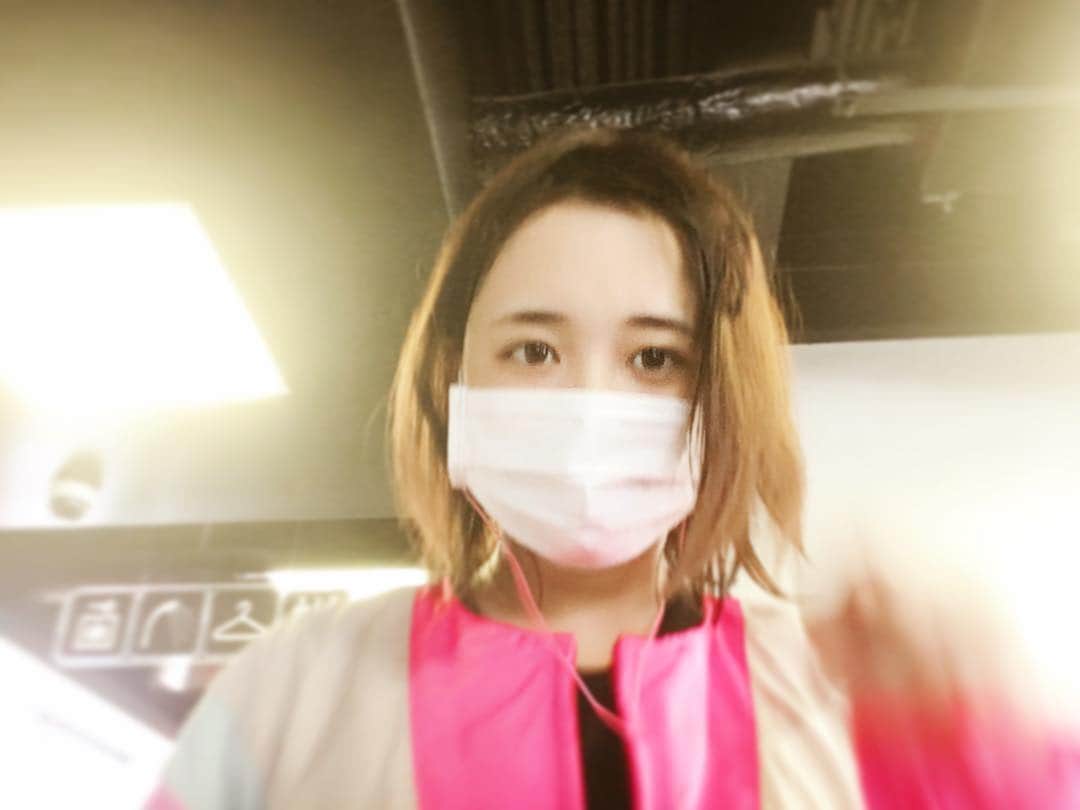 大原櫻子さんのインスタグラム写真 - (大原櫻子Instagram)「ジム中 髪の毛ぼさくらこ。  #ぼさぼさ #さくらこ」8月3日 19時17分 - sakurako_ohara