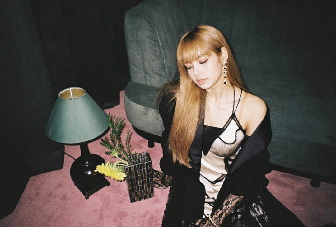 リサさんのインスタグラム写真 - (リサInstagram)「@cosmopolitan」8月3日 14時51分 - lalalalisa_m