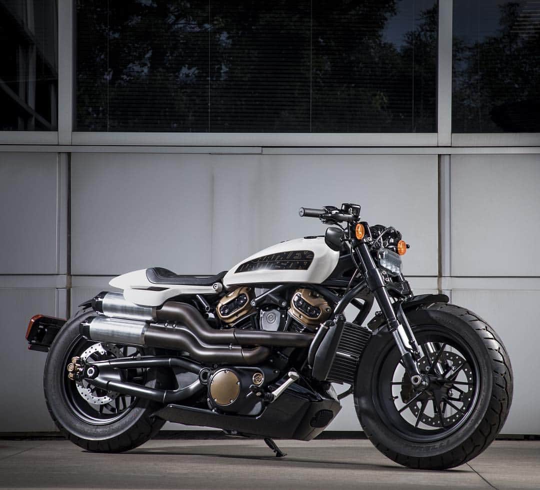 Harley-Davidson Japanさんのインスタグラム写真 - (Harley-Davidson JapanInstagram)「アグレッシブな未来もいい。#ハーレー #harley #ハーレーダビッドソン #harleydavidson #バイク #bike #オートバイ #motorcycle #カスタム #custom #ニュース #news #未来 #future #2021 #自由 #freedom」8月4日 2時51分 - harleydavidsonjapan