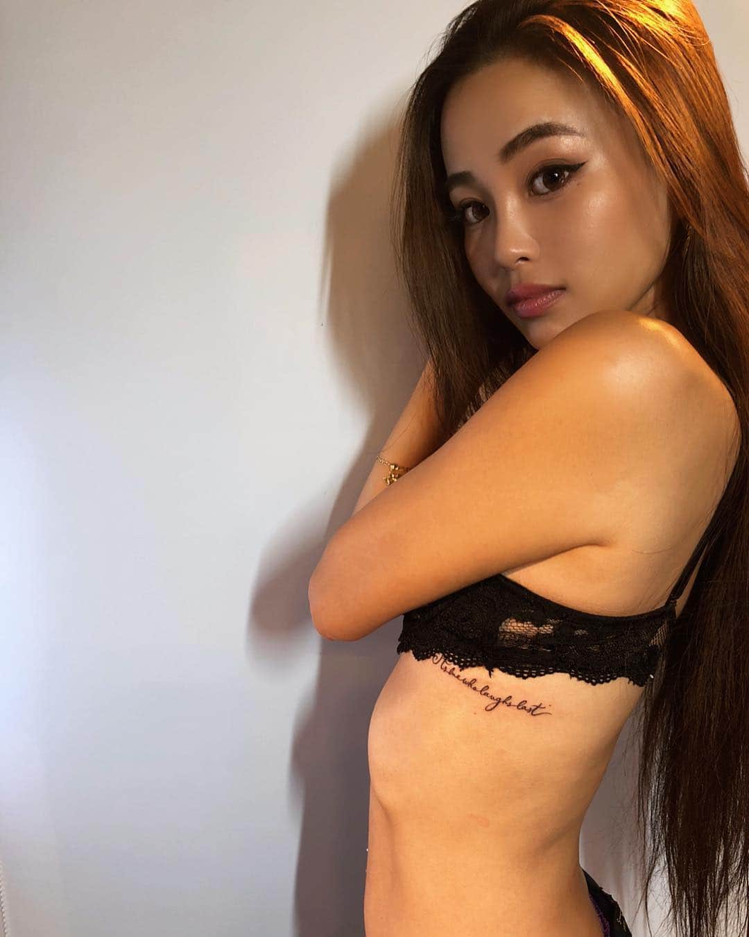 yumiさんのインスタグラム写真 - (yumiInstagram)「. やっほゆみだよ！ DEEありがーと🌹✨ @dee_tattooer . . #tattoo #model」8月4日 16時00分 - yumiiiiiiiii_