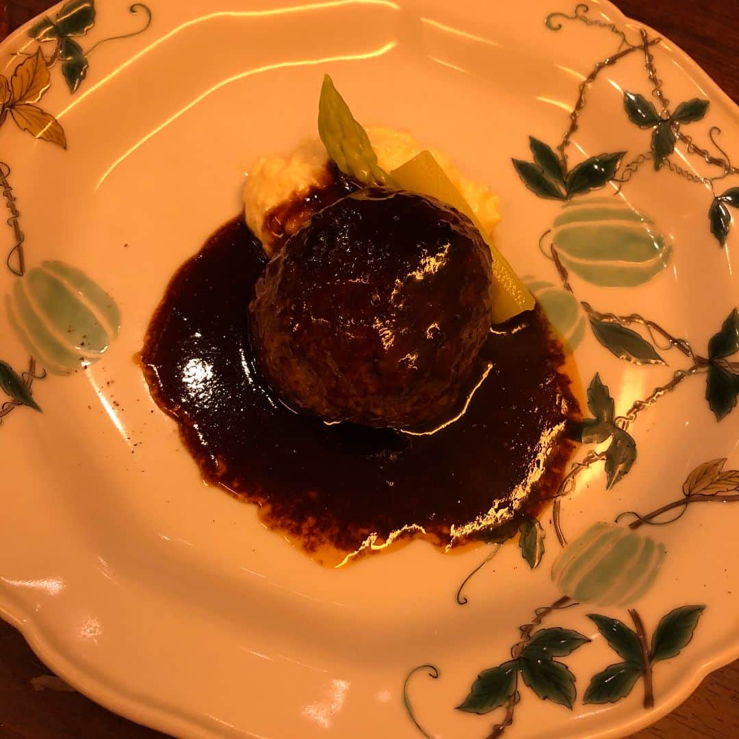 木村良平さんのインスタグラム写真 - (木村良平Instagram)「お誕生日期間なので、美味しいものを食べても良いのです。 #foodporn #デジャブ」8月4日 16時51分 - ryouhey_drunk