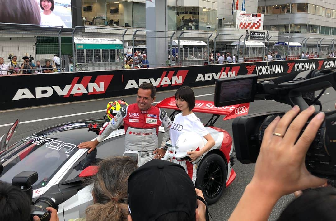 篠田麻里子さんのインスタグラム写真 - (篠田麻里子Instagram)「AUDI SPORTDAYS2018 ゲームから実現化されたレーシングカー🏎日本では第1号で乗せていただきました💗 しかもブノワさんの助手席で😆🏎💕一生の思い出です😂 ものすごいスピードでした！！ #AUDI#富士サーキット」8月4日 18時18分 - shinodamariko3