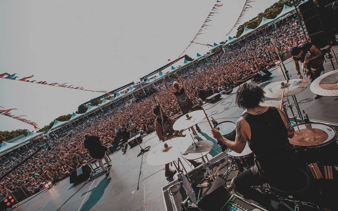 清水亮さんのインスタグラム写真 - (清水亮Instagram)「‪〜ROCK IN JAPAN FESTIVAL 2018〜‬ ‪夏の風物詩、ロッキン。‬ ‪今年もこの場所に呼んでくれてありがとう。‬ ‪また来年も全力でラウドロックしに帰ってこれますように。‬ ‪Photos by @yamada_mphoto」8月4日 20時23分 - coldrain_rxyxo_bass