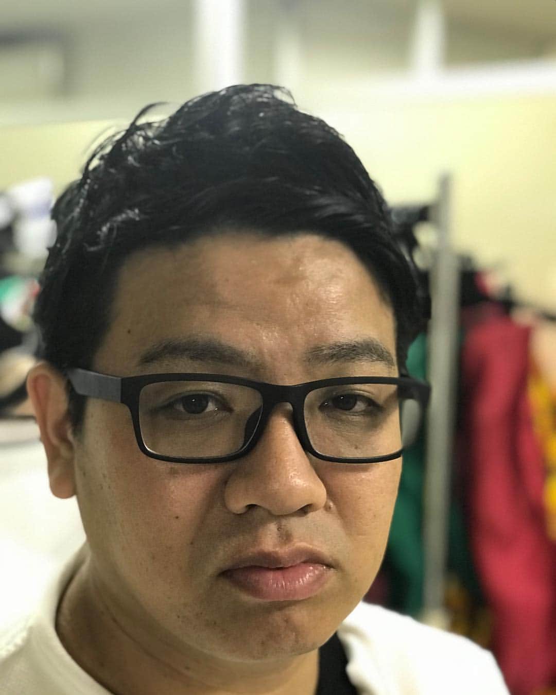川島明のインスタグラム：「ミキ昴生くん  #あと少しで卒論が完成するという時に突然Windowsの自動更新が始まり嫌な予感しかしない大学生 #自転車の車輪のところにいっつもテニスボール挟んでる友達 #ボーカルだけスカウトで引き抜かれて残されたドラム #金目鯛の煮付け #幼虫の頃から大事に育ててきたカブトムシがメスだった奴 #修学旅行の時に私服がダサすぎることが発覚した体育の先生 #謎解きのところで大人数で踊り出すインドの名探偵コナン #「飲みすぎたしちょっと休んでいかへん？」と渾身のキメ顔で誘う童貞 #晴れて人間化できたのになんかと違うと思っているクリボー #全てのボケに食らいついていける若武者」