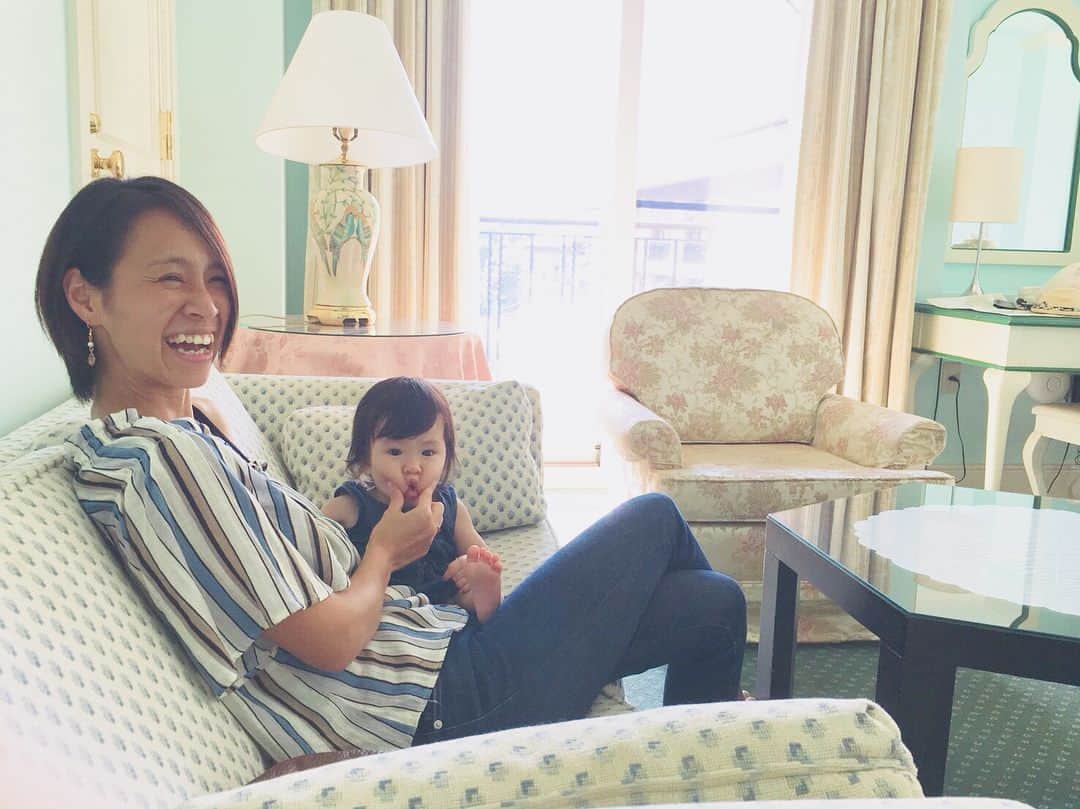 宮坂桃子のインスタグラム：「気分はお姫様👸になるようなお部屋だった✨ #柄にもない事を言ってみる #たまにはいいでしょう」