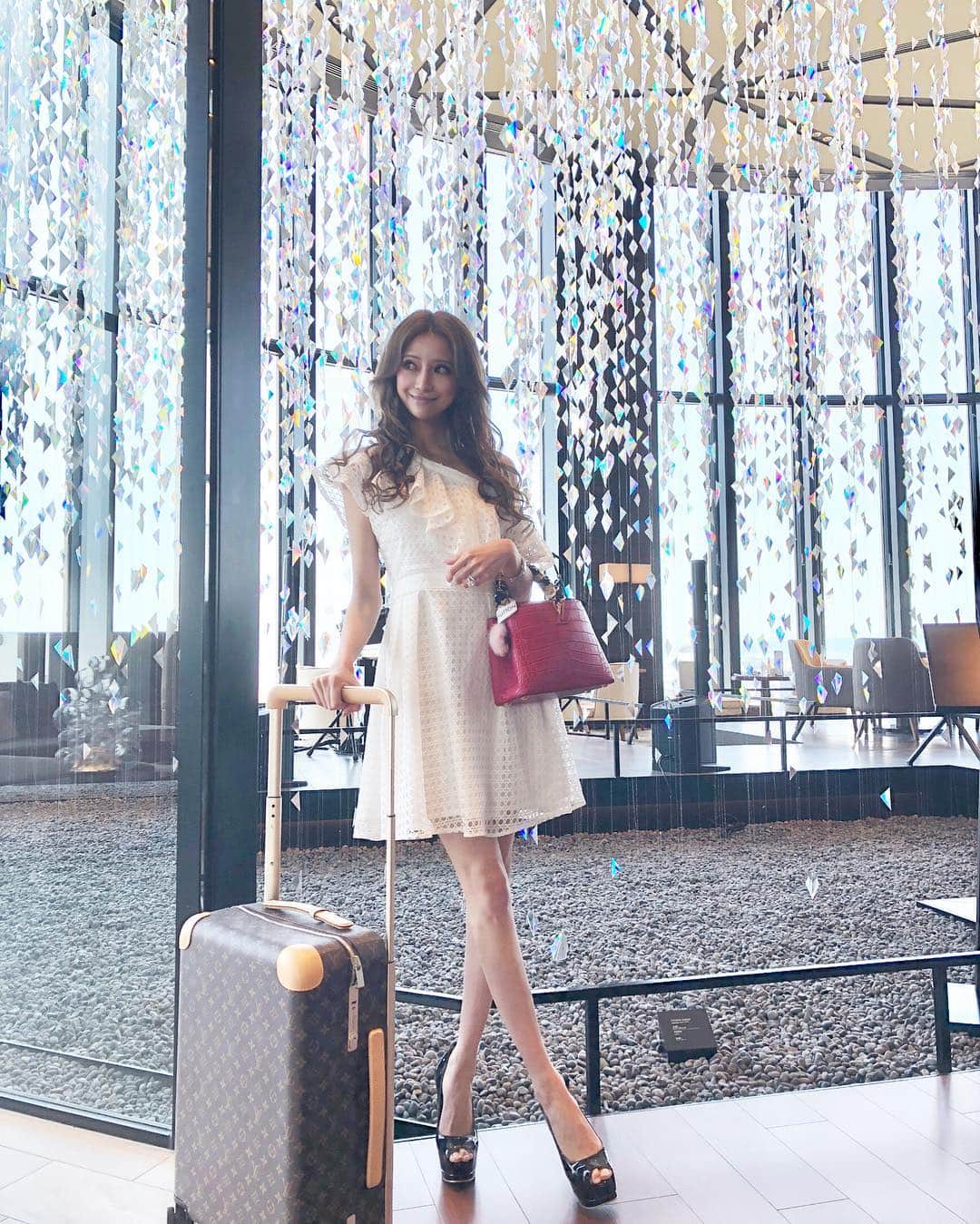 愛沢えみりのグルメインスタ