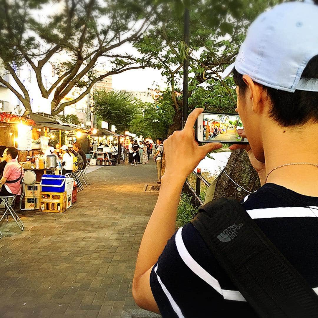 中野紘輔さんのインスタグラム写真 - (中野紘輔Instagram)「屋台をばえさすじゅんやをばえる」8月5日 19時26分 - kousuke.nakano