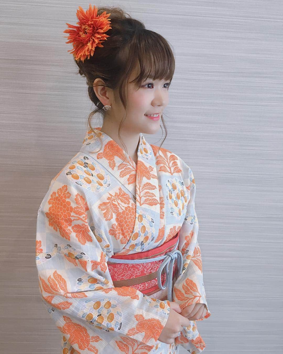 田中あいみさんのインスタグラム写真 - (田中あいみInstagram)「#浴衣 #オレンジ #japanesegirl かわいい色合いの浴衣をご用意していただきました」8月5日 20時50分 - kanataimi