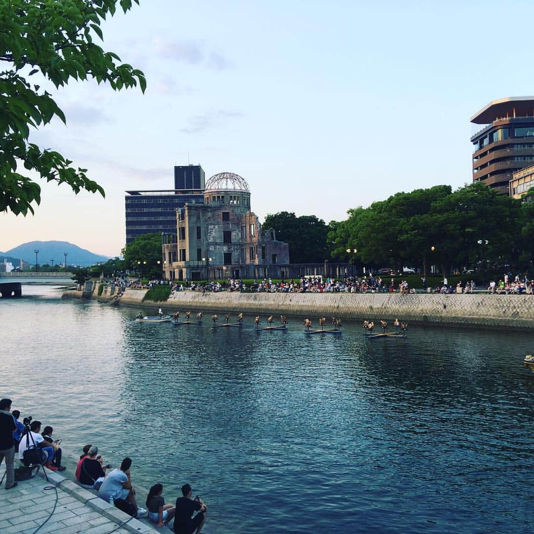 児玉一真のインスタグラム：「ONE DREAM-広島国際平和芸術祭2018-に呼んで頂きました。約3ヶ月ぶりのライブ。新しい一歩を広島で、このイベントで踏み出せて本当に良かった。暑い中、聴きに来てくれた皆ありがとう。また帰ってくるけんね！待っとってね！ #広島#onedream2018」