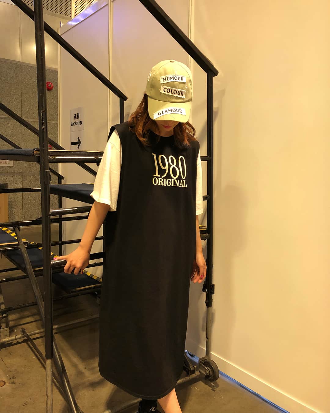 愛美さんのインスタグラム写真 - (愛美Instagram)「お約束の私服◎ 着やすくて最近よく着てる笑 . . シンガポールで去年買った帽子かぶってきたよ～✨ #ootd #urbanrevivo #dkgirl」8月5日 22時43分 - aimin_official