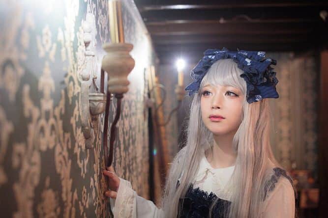 小日向楓のインスタグラム：「･ ･ antique doll ･ ･ #撮影 #撮影モデル #ポートレート #写真 #被写体 #コスプレ #ロリータ #ファッション #メイク #シルバー #お人形 #カメラ好きな人と繋がりたい #写真好きな人と繋がりたい #photo #camera #meke #model #doll #lolita #fashion #japanesegirl #portrait #instagram #instagood #follow #followme」