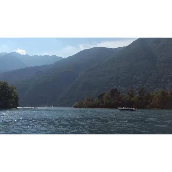 のインスタグラム：「Summer in Switzerland. Heaven!!」