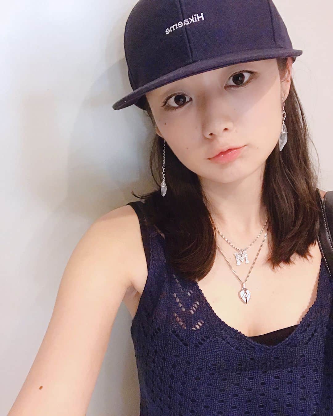 片山萌美さんのインスタグラム写真 - (片山萌美Instagram)「ネイビー。 ひさびさに Hikaeme帽子かぶった！ やはり可愛い。 #moemikatayama #片山萌美 #hikaeme #ネイビー」8月7日 21時07分 - moet_mi