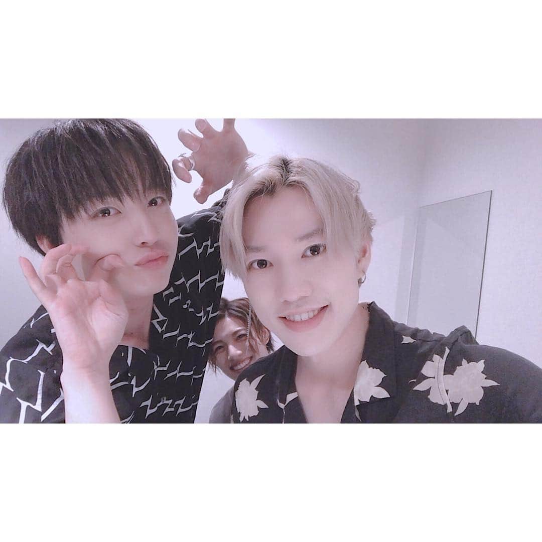 HIROTOさんのインスタグラム写真 - (HIROTOInstagram)「大阪ありがとうございました😊  #ivvy #hiroto #toshiki #taiyu #today #live #selca #photo #jpn #artist #me #l4l #팔로우 #셀카 #instagram #instagood #instasize」8月7日 23時28分 - hiroto0605