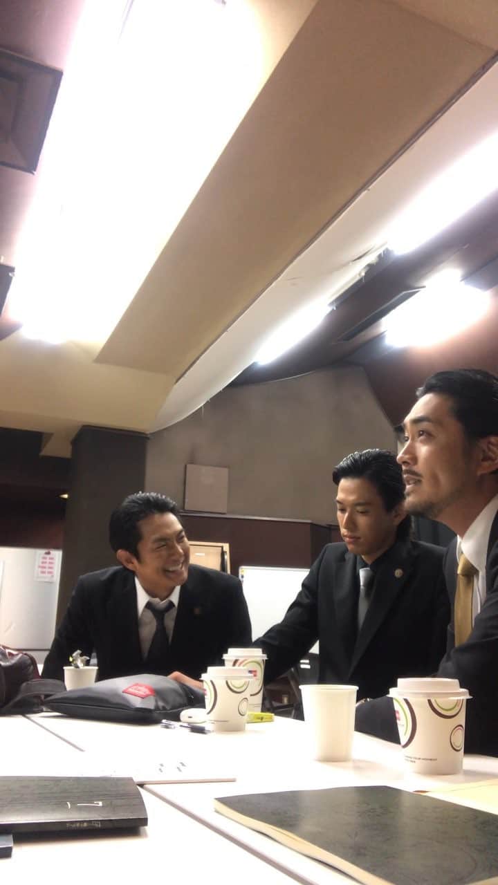 長田成哉のインスタグラム：「「会話を成立させないようにするゲーム」その1」