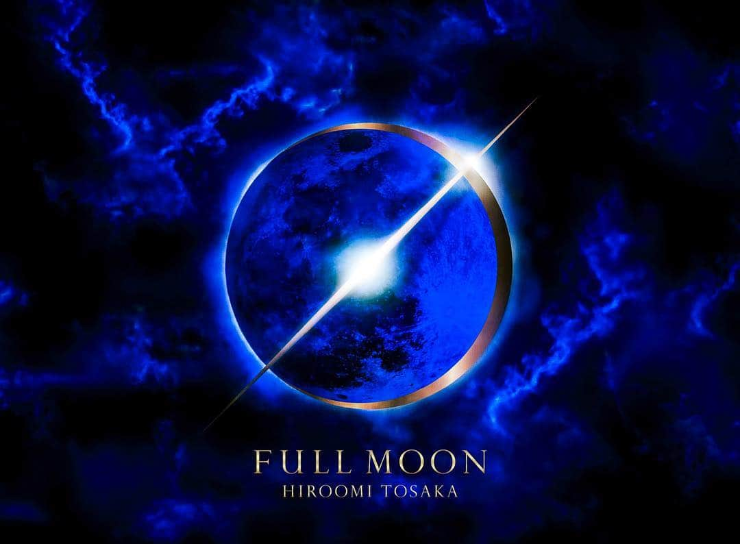 登坂広臣さんのインスタグラム写真 - (登坂広臣Instagram)「TODAY #FULLMOON release💥 #登坂広臣 #HIROOMITOSAKA #JSB」8月8日 18時59分 - omi.cdl