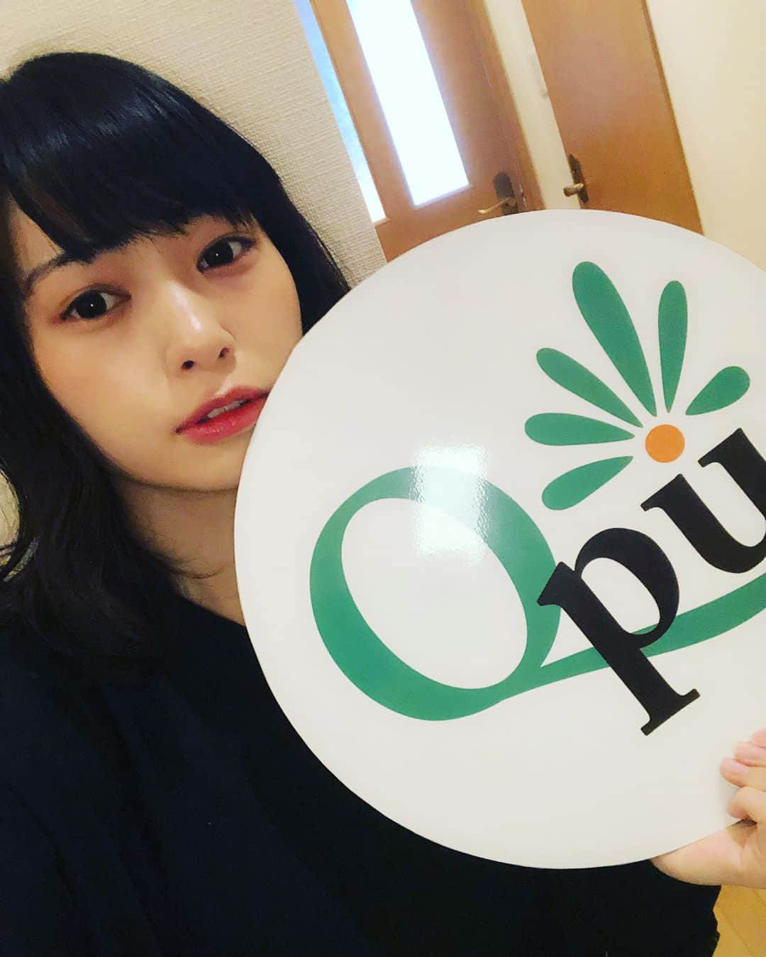 滝口ひかりさんのインスタグラム写真 - (滝口ひかりInstagram)「Qpuさん行かせていただきました🙏  今日は、この間言ってた オイルで施術してみましたが 肌もなめらかになったし フェイスラインがスッキリしました  ありがとうございました（＾ω＾） #滝口ひかり #takiguchihikari #wyenra #ゑんら #小顔矯正 #qpu」8月8日 19時38分 - takiguchi_hikari