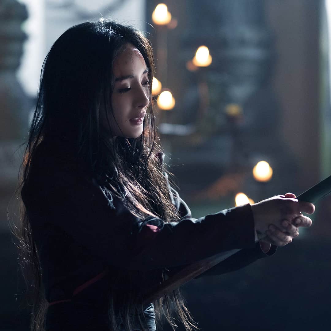 ヤン・ミー（Yang Mi）さんのインスタグラム写真 - (ヤン・ミー（Yang Mi）Instagram)「扶摇黑化 今晚大结局🎬舍不得 #扶搖  #楊冪 #legendoffuyao #finale #yangmi #mimi」8月8日 20時11分 - yangmi_