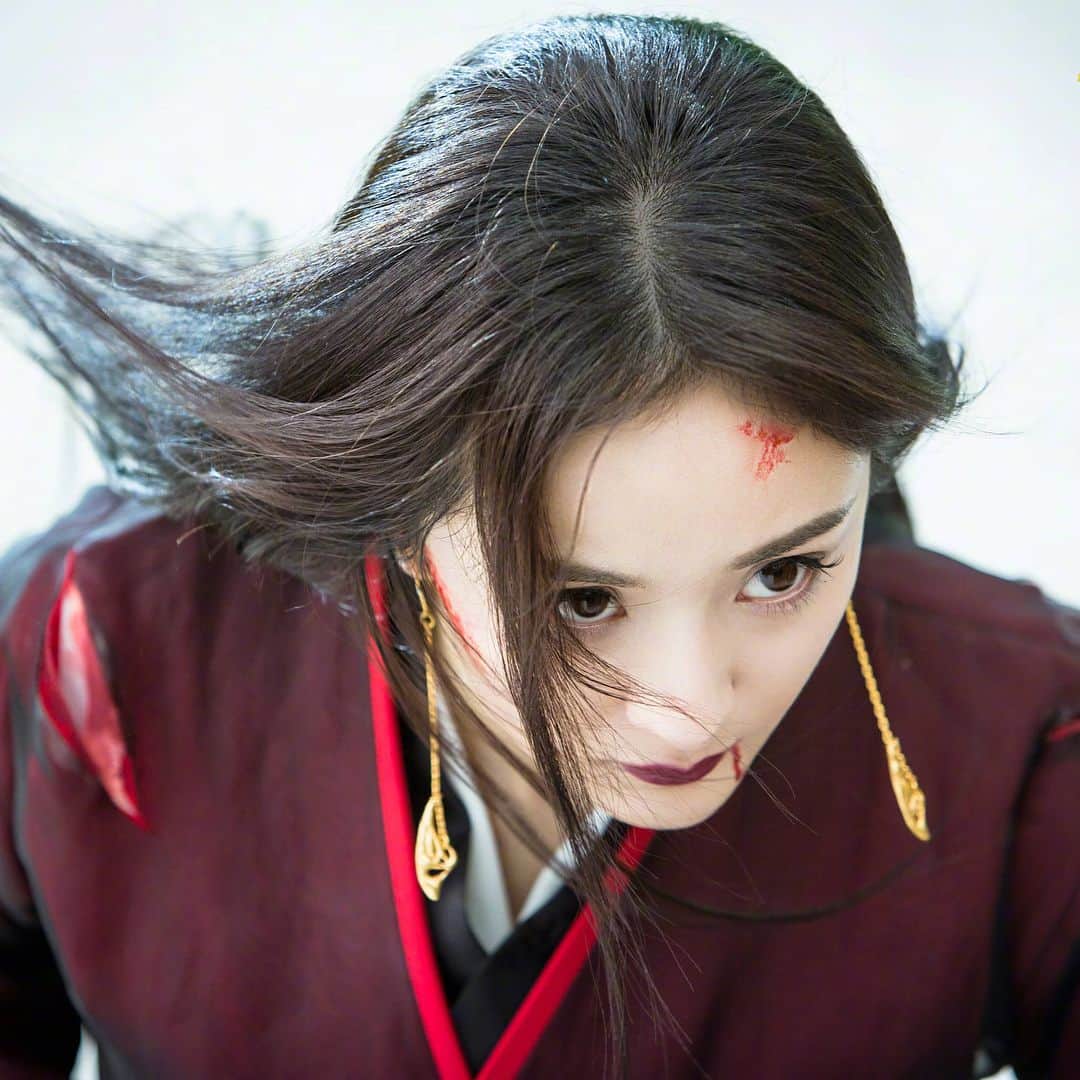 ヤン・ミー（Yang Mi）さんのインスタグラム写真 - (ヤン・ミー（Yang Mi）Instagram)「扶摇黑化 今晚大结局🎬舍不得 #扶搖  #楊冪 #legendoffuyao #finale #yangmi #mimi」8月8日 20時11分 - yangmi_