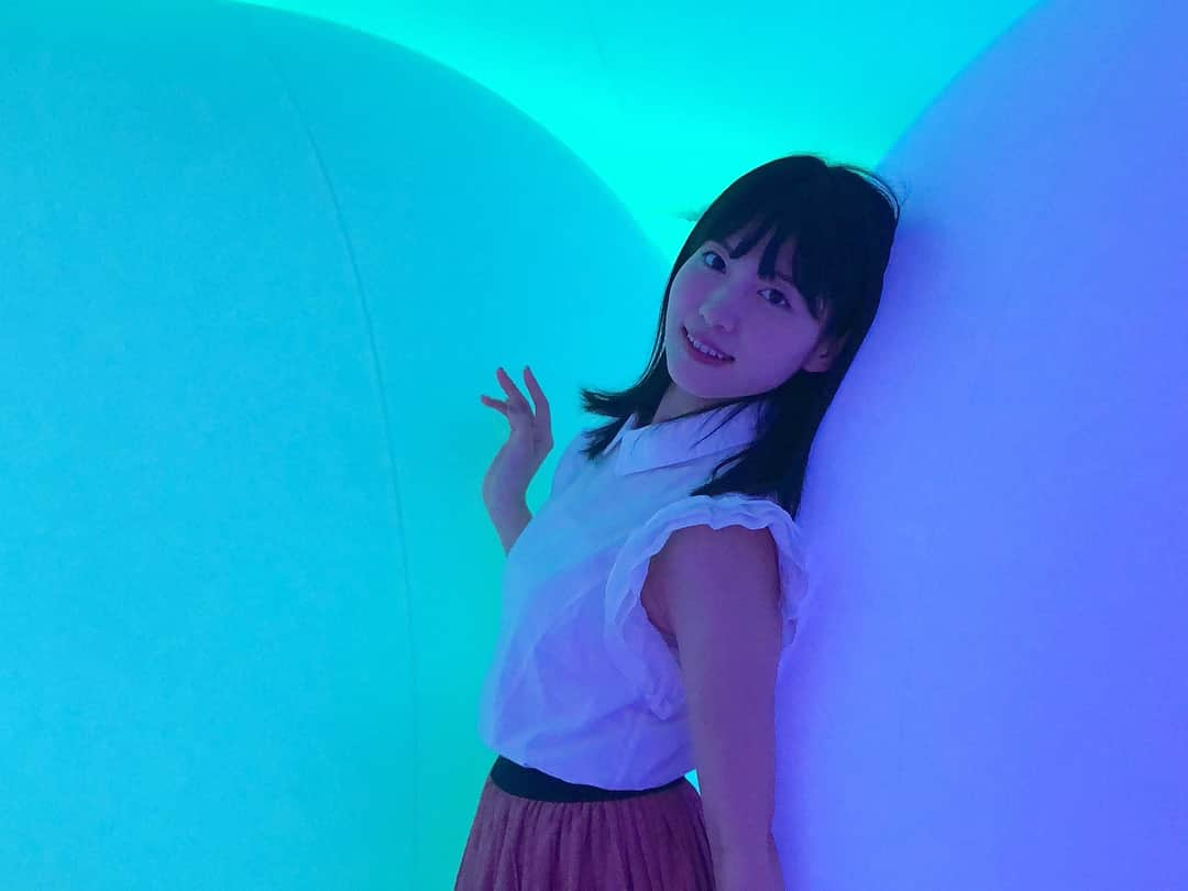 谷口めぐさんのインスタグラム写真 - (谷口めぐInstagram)「colorful balls💙 気づいたら友達が沢山写真撮ってくれたの〜✨ #teamlab #teamlabplanets  #チームラボ #チームラボプラネッツ #豊洲 #カラフル」8月8日 22時46分 - o_megu1112