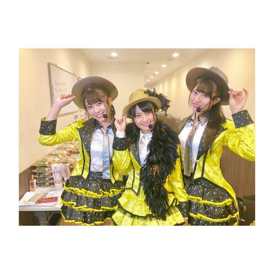 清水麻璃亜のインスタグラム：「* Glory days✨ とっても良い歌詞で大好き。 かりんちゃん卒業前にまた一緒にステージに立てて幸せ！ キラキラしてるかりんちゃんの横で歌えて幸せ！ チーム８でいられて幸せ！ #エイトの日」