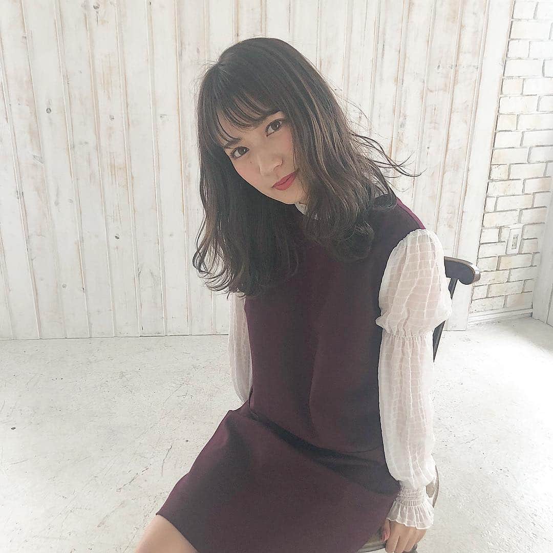 のインスタグラム：「. . 昨日はとある撮影でした💕 楽しかった~！！また報告します！ . そしてこのワンピース可愛すぎた、、😂✌🏻♥️ . #dazzlin#dazzlinstaff#dazzlin_snap#code#coordinate#fashion#コーディネート#ファッション#撮影」