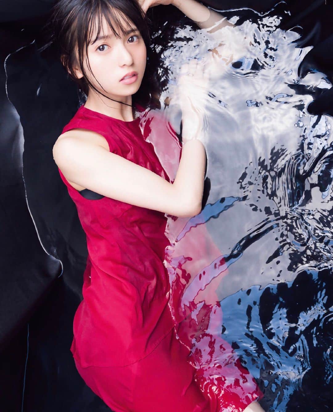 乃木坂46⊿私的写真集さんのインスタグラム写真 - (乃木坂46⊿私的写真集Instagram)「. 今日は#齋藤飛鳥 ちゃん あしゅりんのお誕生日なのでダブルタップでお祝いしましょう❤︎ . 芸術的な美しさのあしゅ、、笑顔も可愛くて大好き❤︎ . #あしゅ#あしゅりん#齋藤飛鳥生誕祭  #乃木坂46#nogizaka46#アイドル#idol #乃木坂46好きな人と繋がりたい #グラビア#水着#可愛い#可愛い女の子#美女#cute#kawaii#fashion#beauty#princess」8月10日 10時54分 - 2rin4