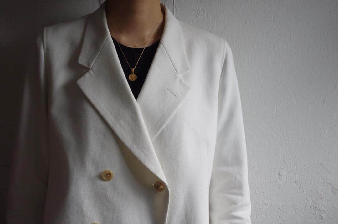 a n d cのインスタグラム：「order made #jacket for women ・ ・ ・ #lifestyleorder #fashion #ordermade #womenssuit #japan  #ファッション #ジャケットスタイル #セットアップスーツ #ライフスタイルオーダー #ライフスタイル #ホワイトデニム #デニム #目黒」