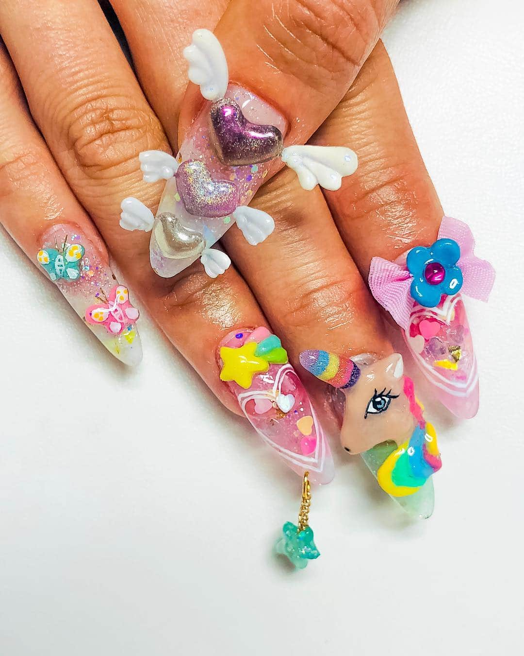 ネイルショップtatさんのインスタグラム写真 ネイルショップtatinstagram ｔａｔネイルアートコンテスト18 テーマ 誰かに見せたくなるネイル コンセプト 非現実的な空間で生きる 蝶をメインにデザインを考えました 私たちが生きる普段の環境では